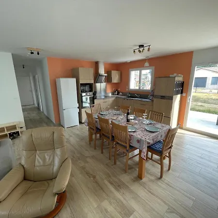 Maison Neuve Vue Sur L'ancien Moulin Du Medoc Holiday home